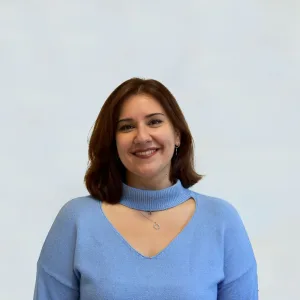 Administrativa de cursos de la mejor academia de inglés y más idiomas en Granada